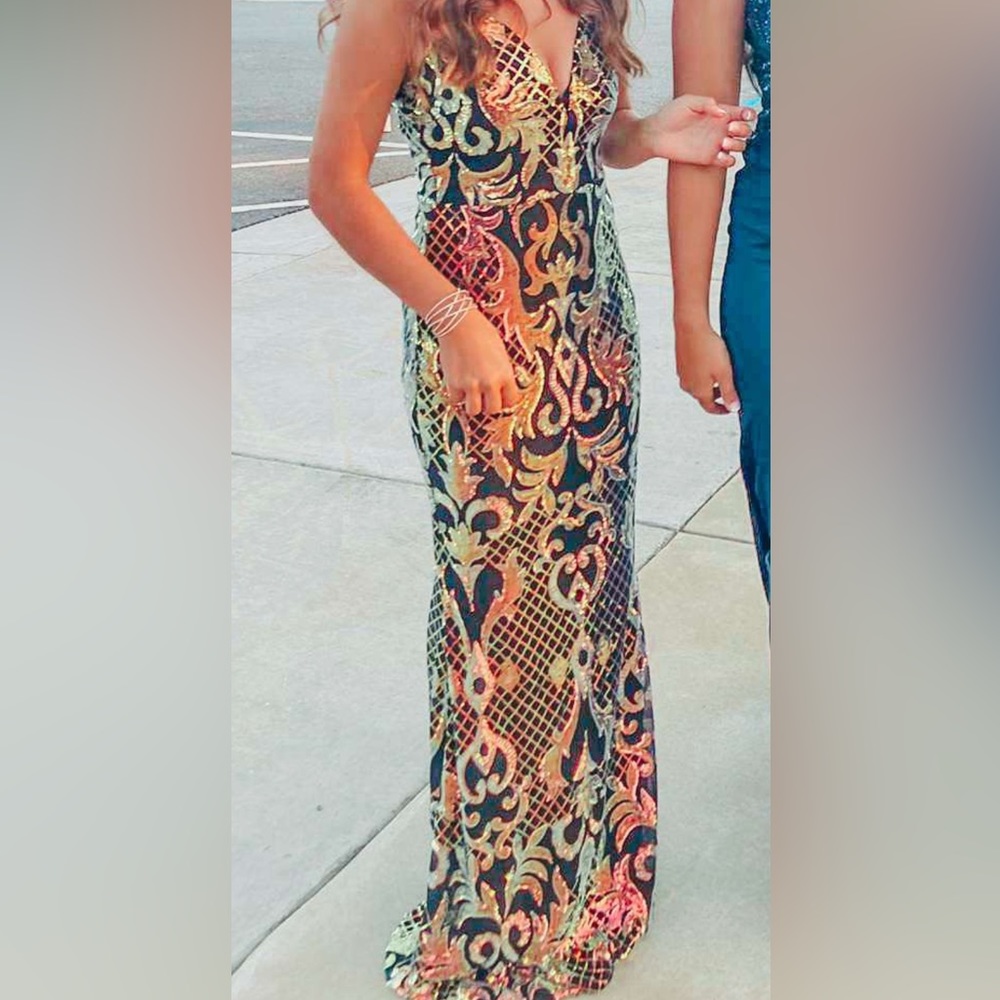 Prom Dress - Picture 2 of 3